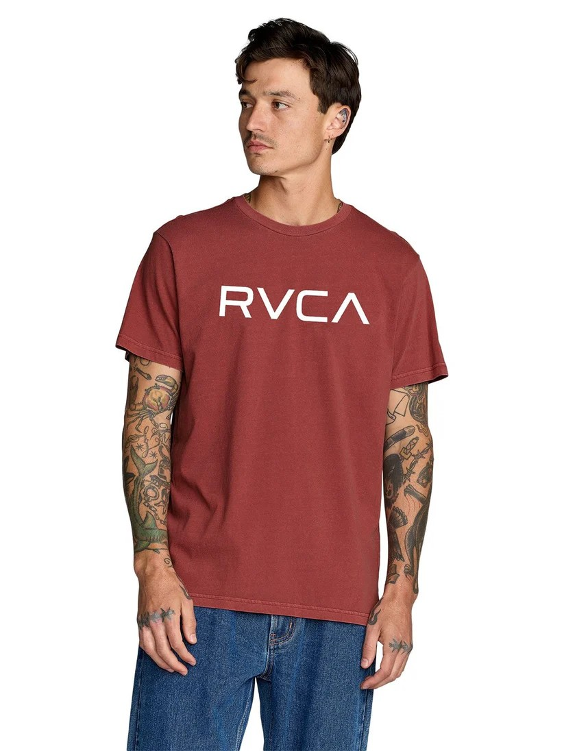 RV415-1 RVCA/TSHIRT DUSTY RED WHITE LOGO 10324 BIG RVCA RED STITCH - Image 1